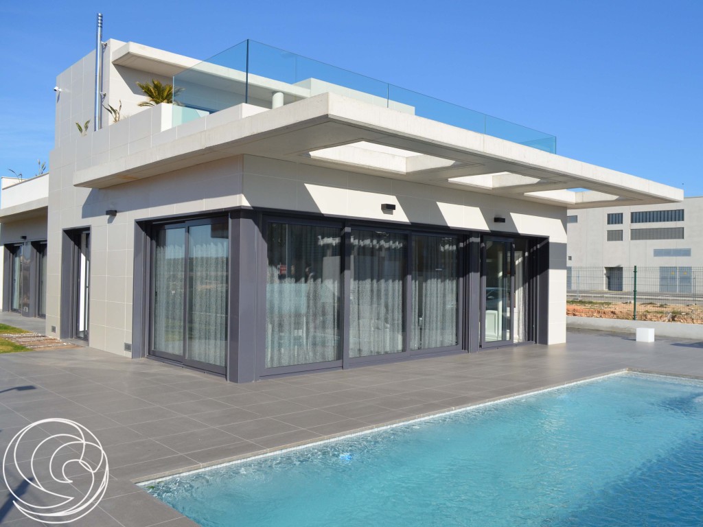 Villa in Campoamor, Costa Blanca, Spanje