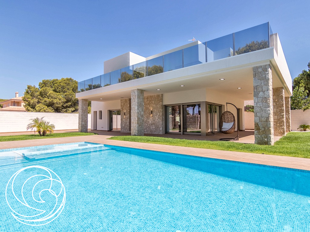 Villa in Campoamor, Costa Blanca, Spanje