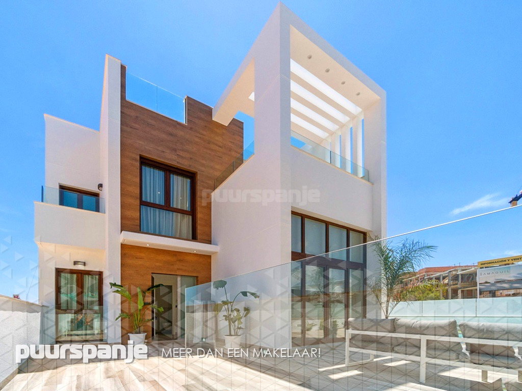Villa in Torrevieja, Costa Blanca, Spanje