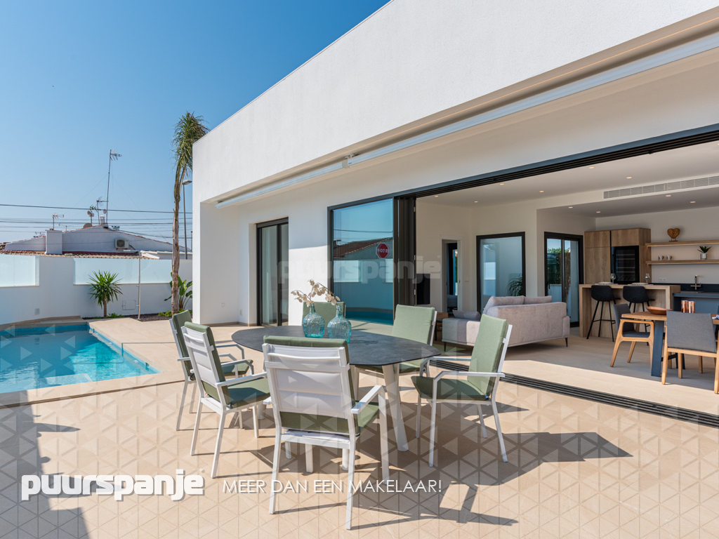 Villa in Santiago de la Ribera, Costa Cálida, Spanje