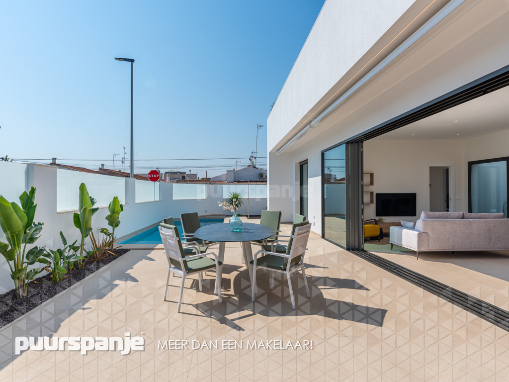 Villa in Santiago de la Ribera, Costa Cálida, Spanje